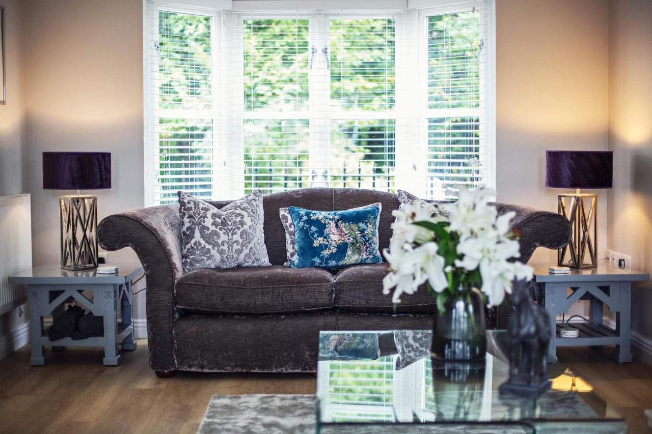 Beautiful 4-Bed Home, Hot Tub & Stunning Views - Abergavenny Exterior foto